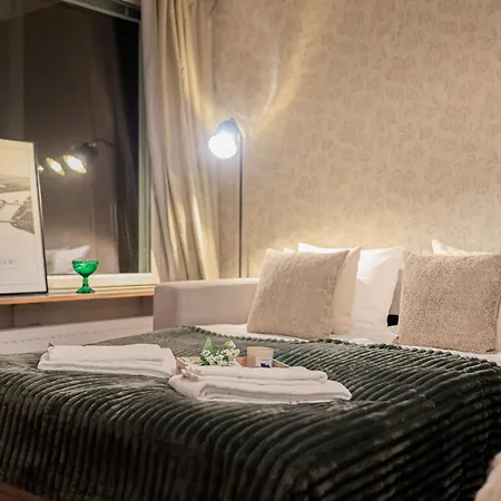 Aurora River By Booklapland Apartamento